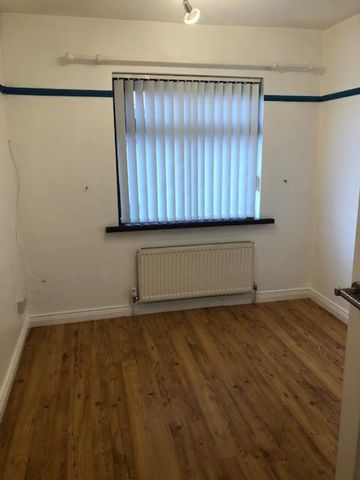 78 Blackthorn Park, CARRICKFERGUS, BT38 8ER - Photo 3