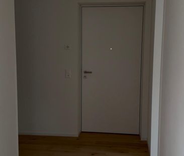 Exklusive 4.5-Zimmer-Neubau-Attikawohnung mit Seeblick, 2 Terrassen... - Photo 5