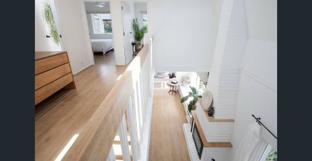 **Available End Jan (6mnths Min) -Fully Serviced Beach Front House. - Photo 2