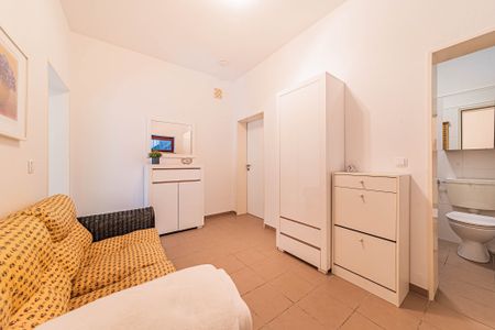 City-Residence: Moderne und helle Einlieger-Wohnung in Villenlage von Kelkheim - Photo 2