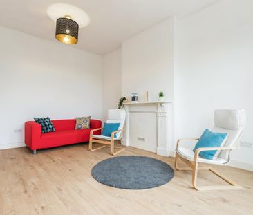 4 bedroom maisonette to rent - Photo 2