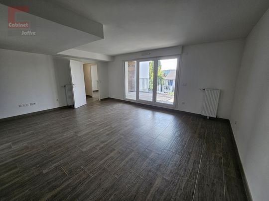 Location Appartement 3 pièces 57m² AVON 77210 - Photo 1