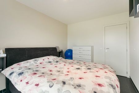 Gelijkvloers appartement met 2 slaapkamers en tuin te huur. - Photo 4