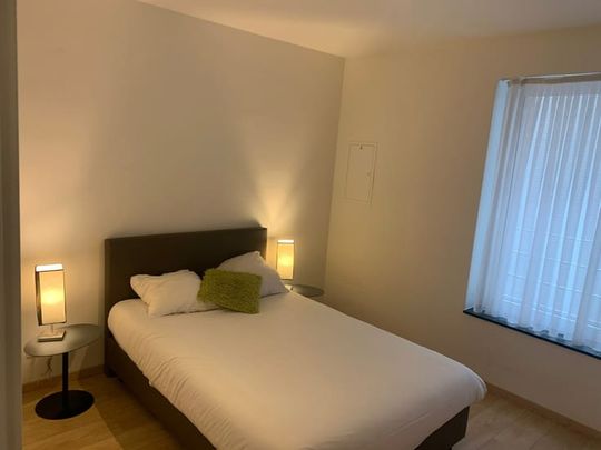 Appartement te huur - Photo 1