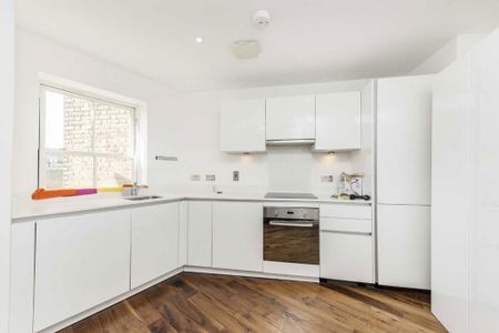 2 bedroom flat to rent - Photo 5