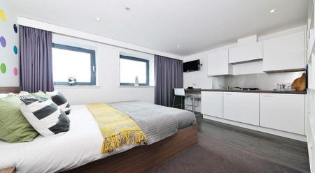 Studio to rent - Photo 4