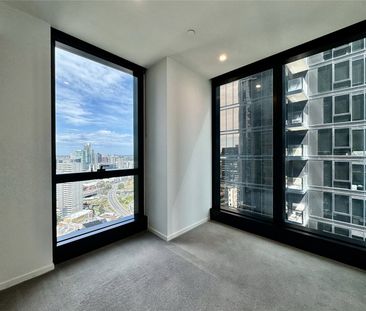 2815/70 Southbank Boulevard - Photo 6