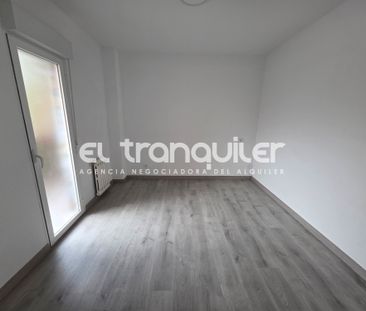 Piso de alquiler en Calle Camarena, Aluche - Photo 3