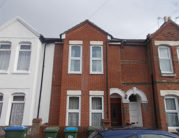 5 bedroom terraced house to rent - Photo 1