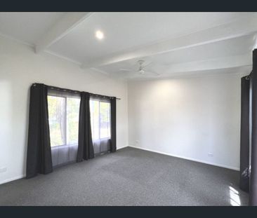 24 Onslow Street, Nerang, Qld 4211 - Photo 4