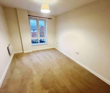 Avenel Way, Poole, BH15 - Photo 1