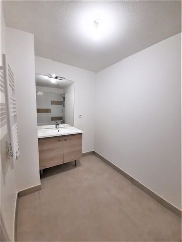 Location Appartement 3 pièces 56m² JUVIGNAC 34990 - Photo 4