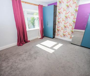 3 bedroom terraced house to rent - Photo 4