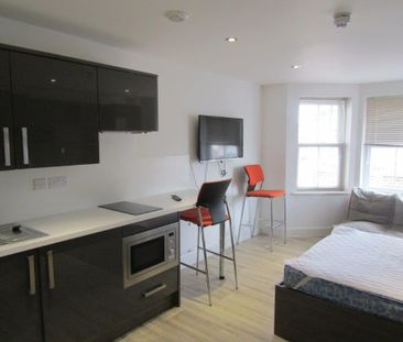 Studio to rent - Photo 3