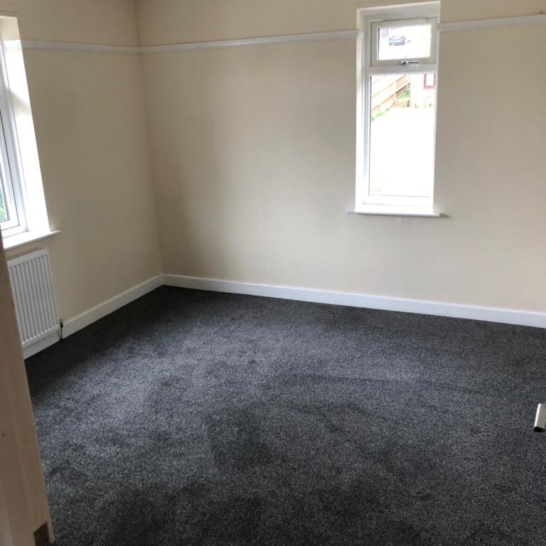 16 Peterborough Avenue - Photo 1