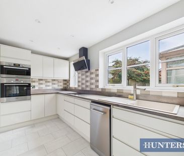 3 bedroom House To Let - Photo 6