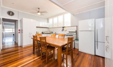 1/60 Princess Street, Petrie Terrace QLD 4000 - Studio For Rent | Domain - Photo 2