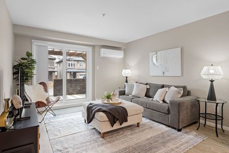 Blackstone Village - Photo 3