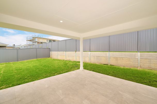 35 Ashlar Parkway, Thrumster NSW 2444 - House For Rent | Domain - Photo 1