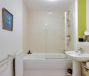 2 bedroom apartment to rent - Photo 6