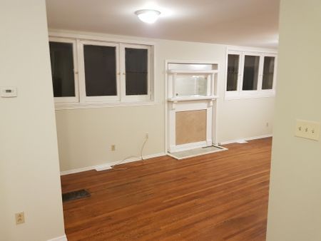 668 Queens Ave. - Photo 2