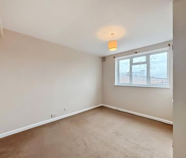 3 bedroom apartment to rent - Photo 5