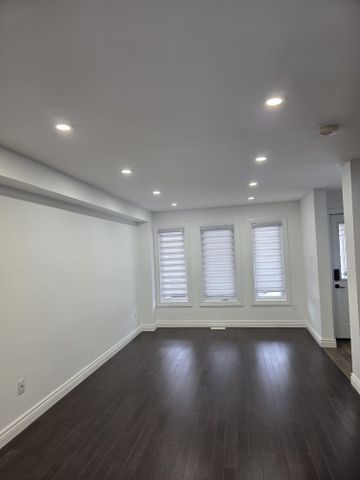 For Lease - 471 John Deisman Boulevard, Vaughan, Ontario - Photo 2