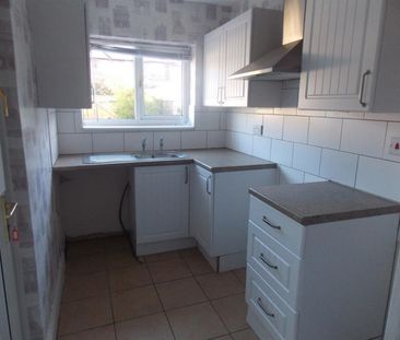 3 bedroom House To Let - Photo 4