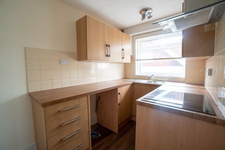 1 Bed Flat, Stuart Court, LE2 - Photo 3