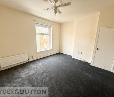 2 bedroom end of terrace house to rent - Photo 6