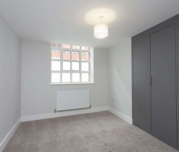 2 bedroom ground floor apartment in York city centre - Photo 2