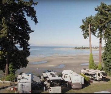 Stay at Paradise RV Park – Beachfront Views, Mini Golf & More! - Photo 3