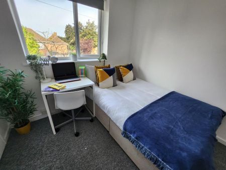 6 bedroom end of terrace house to rent - Photo 3