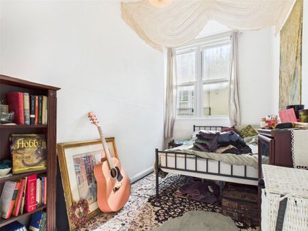 3 bedroom apartment to rent - Photo 5