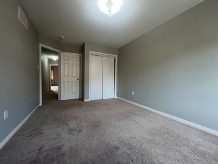 For Lease - 12 Mortlock Street, Ajax, Ontario - Photo 5