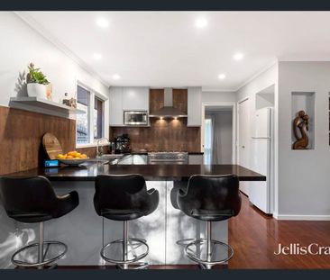 Beautifully Updated Single-Level Home - Photo 6