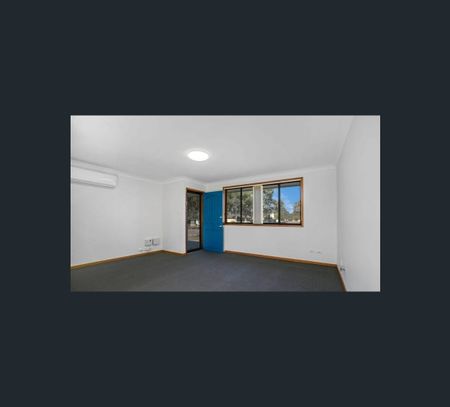102 Chelmsford Drive, Metford, NSW 2323 - Photo 5