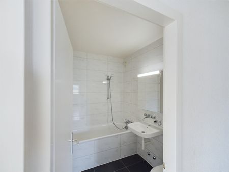 5 Zimmer, 103 m², 3. Stock - Photo 4