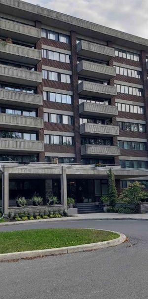 TOUT INCLUS! Condo de Luxe 3 1/2 830p.ca, MEUBLÉ à louer, 1188+charge$ - Photo 1
