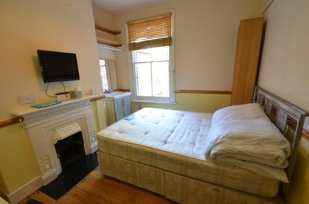 5 bedroom terraced house to rent - Photo 3