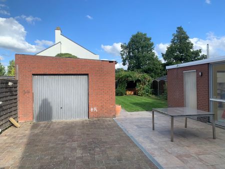 Ruime halfopen bebouwing met tuin en garage! - Photo 3