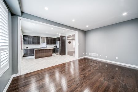 For Lease - 57 Lampkin Street, Georgina, Ontario - Photo 5