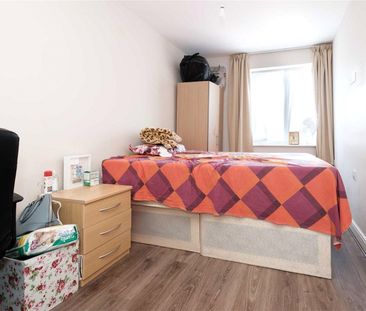 Swan Road, West Drayton, Middlesex, UB7 - Photo 4