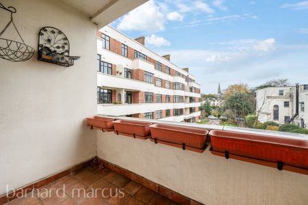 The Crescent - Photo 5