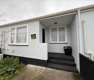 Tidy one-bedroom unit - Photo 6