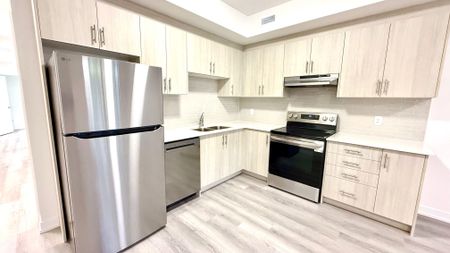 For Lease - 56B East Drive Unit# Unit 2, Toronto, Ontario - Photo 2