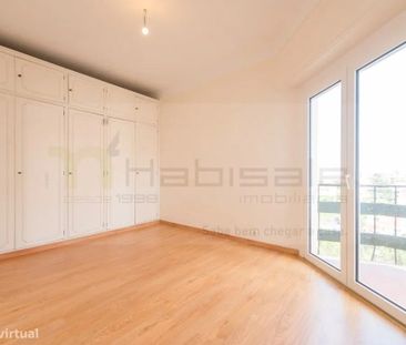 Cascais E Estoril, Lisbon - Photo 2