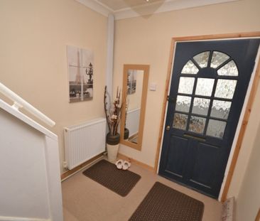 3 bed Semi-Detached House for Rent - Photo 6