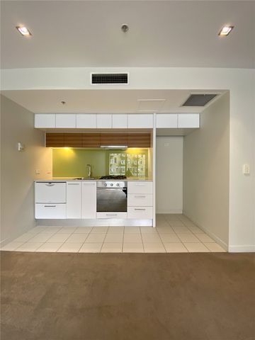 616/100 Harbour Esplanade - Photo 4