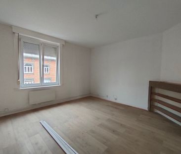 Location Appartement 3 pièces 61m² - Photo 2